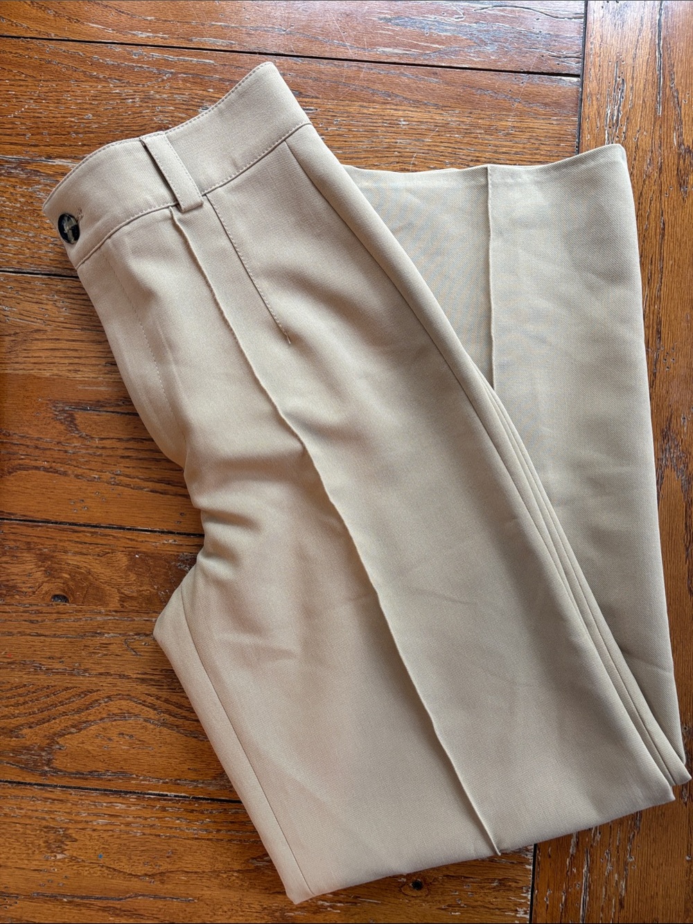 Zara - Women’s Straight Leg - Natural Pleated Pants in Beige